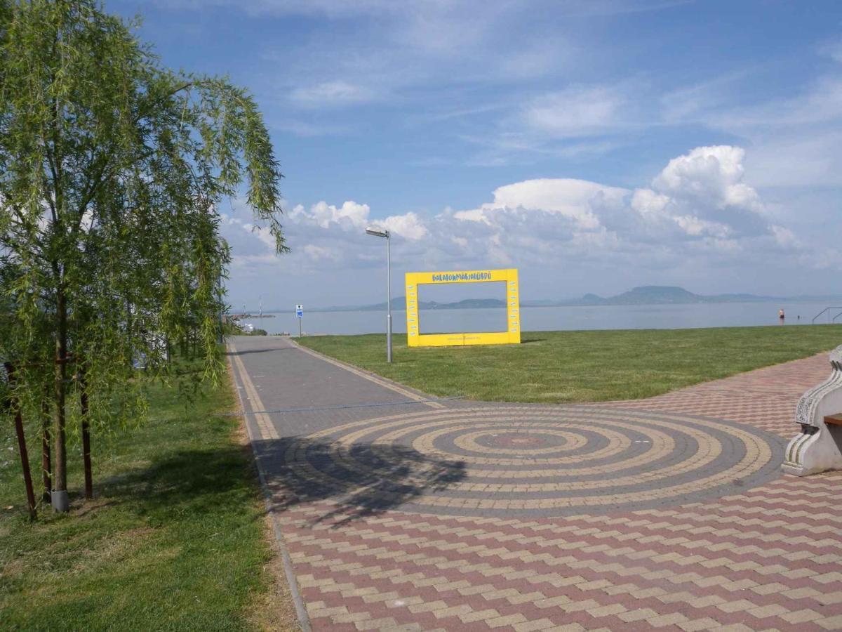 Apartment In Balatonmariafuerdo 19249 Balatonkeresztur Luaran gambar